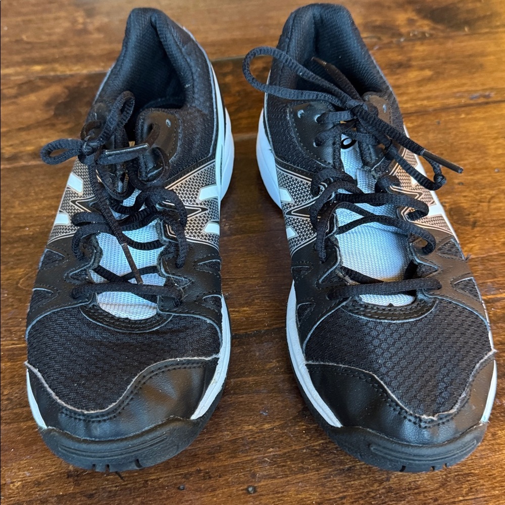 Asics Gel Up court Black and White Volleyball Sneakers